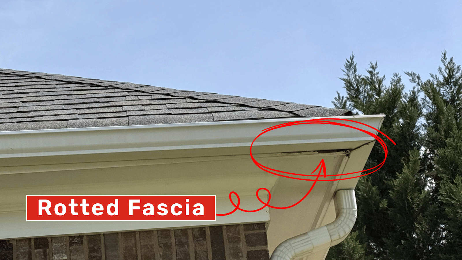 Water stains and rotting fascia due to faulty gutters in Katy, TX